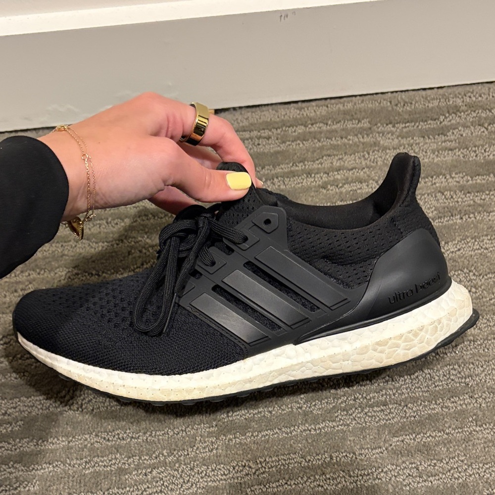 adidas Ultra Boost Black Knit Sneakers | Women 8.5 🤍 - Picture 6 of 8